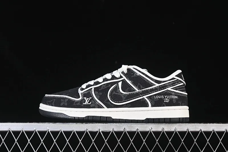 All categories Nk SB Dunk Series Nk SB Dunk Low High-end customized low-top sneakers Nike SB Dunk Low LV co-branded white and dark black denim High-end customized low-top casual sneakers SC0601-467